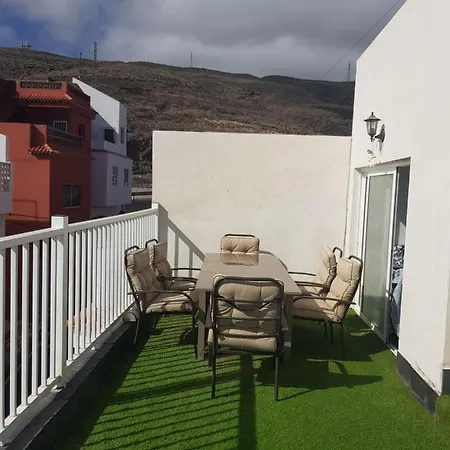 아파트 Precioso Atico Con Mucho Encanto Y Vistas Al Mar. *